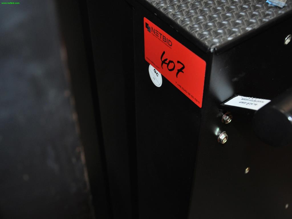 Maschinen, Werkzeuge, Handelsware / Werkstattausrüstung aus dem Umfeld<br> KFZ-Handwerk / Reifendienst-5